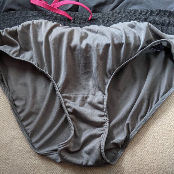Asics NWOT Running Shorts With 4 Pockets (Grey) - Picture 7 of 8